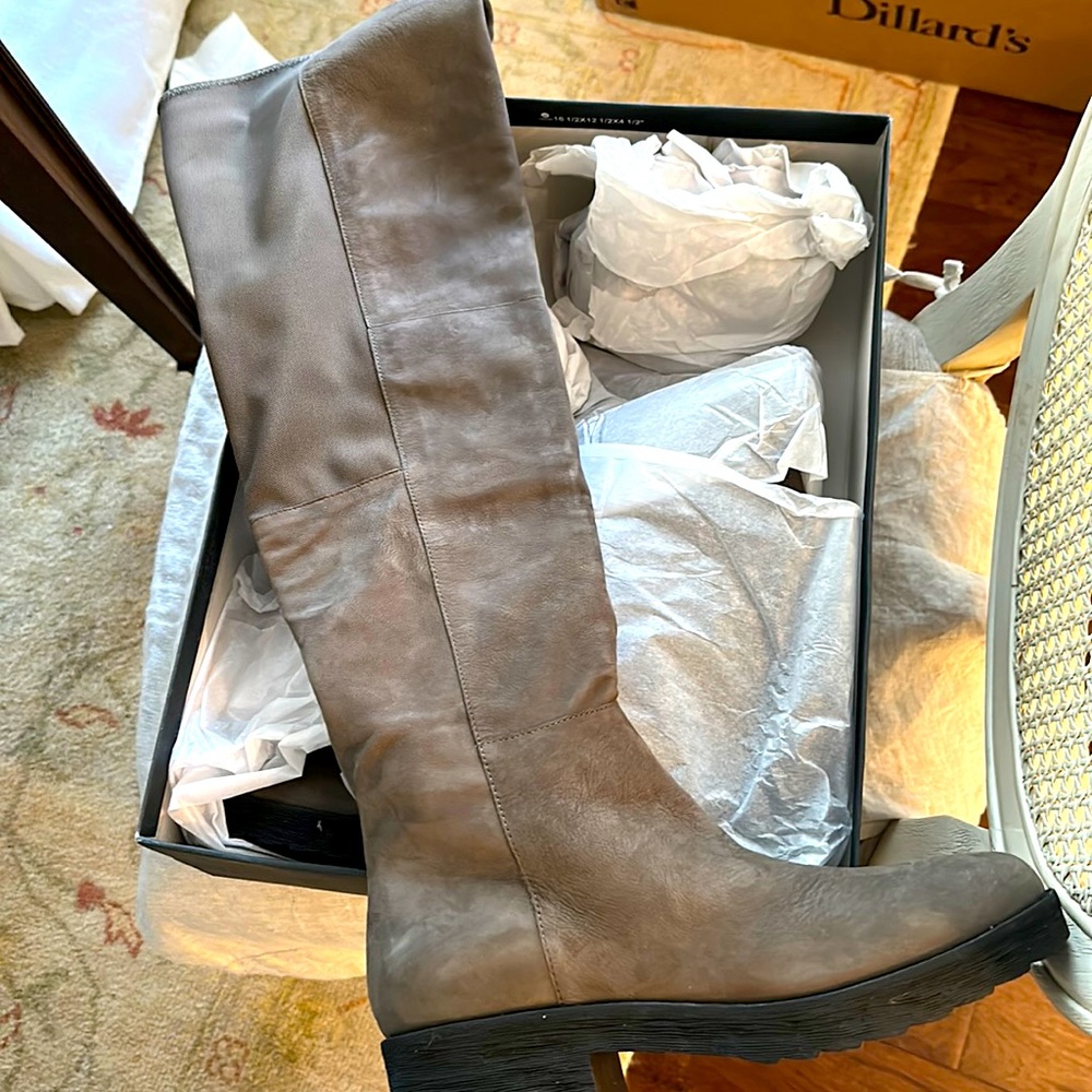 Eileen Fisher over knee boots gray lug sole 9 NWT